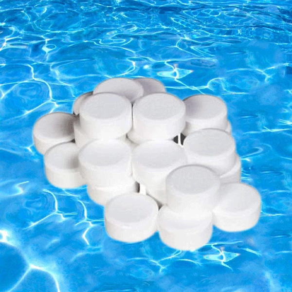 Sanitize Pool Water With Chlorinating Tablet GM58000-4436